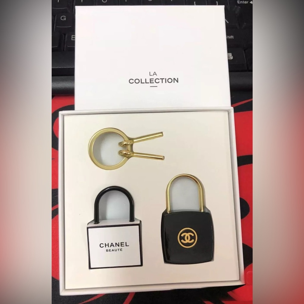 CHANEL Black and White Lock or Keychain Set with Gold keys 
Brand New in Box